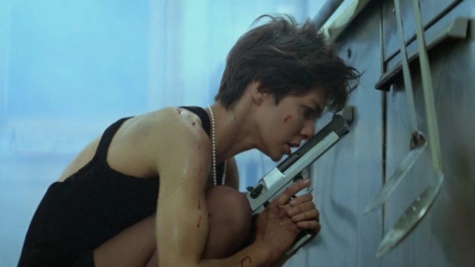La Femme Nikita (1990) – Recensie | De Filmkijker